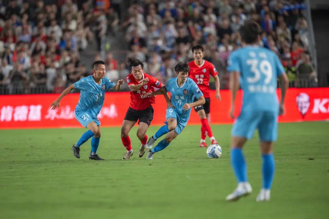 球迷谈“苏超”丨盐城队在成长