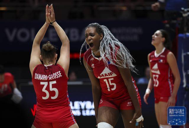 世界女排联赛(中国北京站):法国队胜比利时队