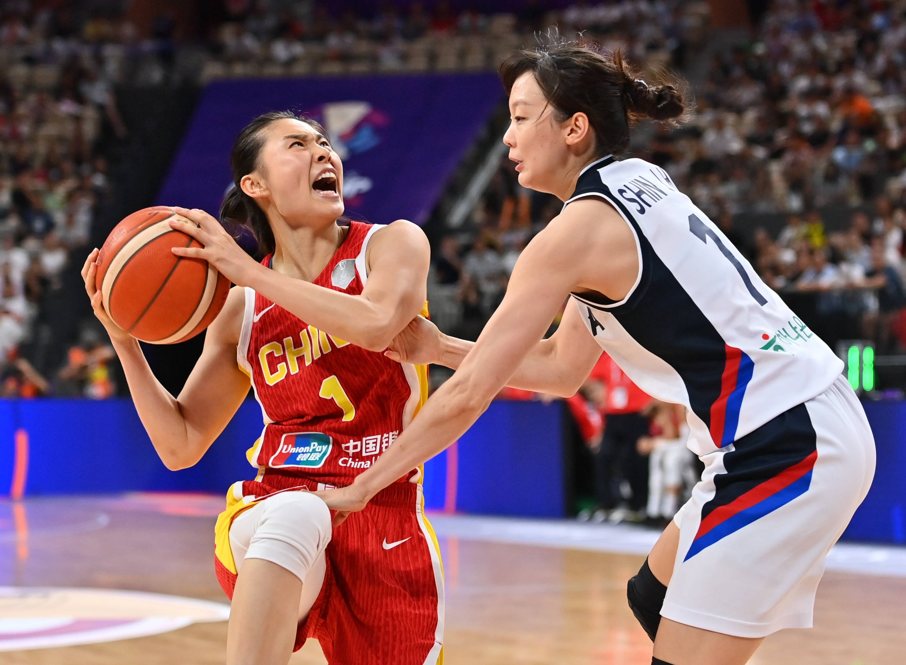 （体育）篮球——女篮亚洲杯：中国队获季军(2)