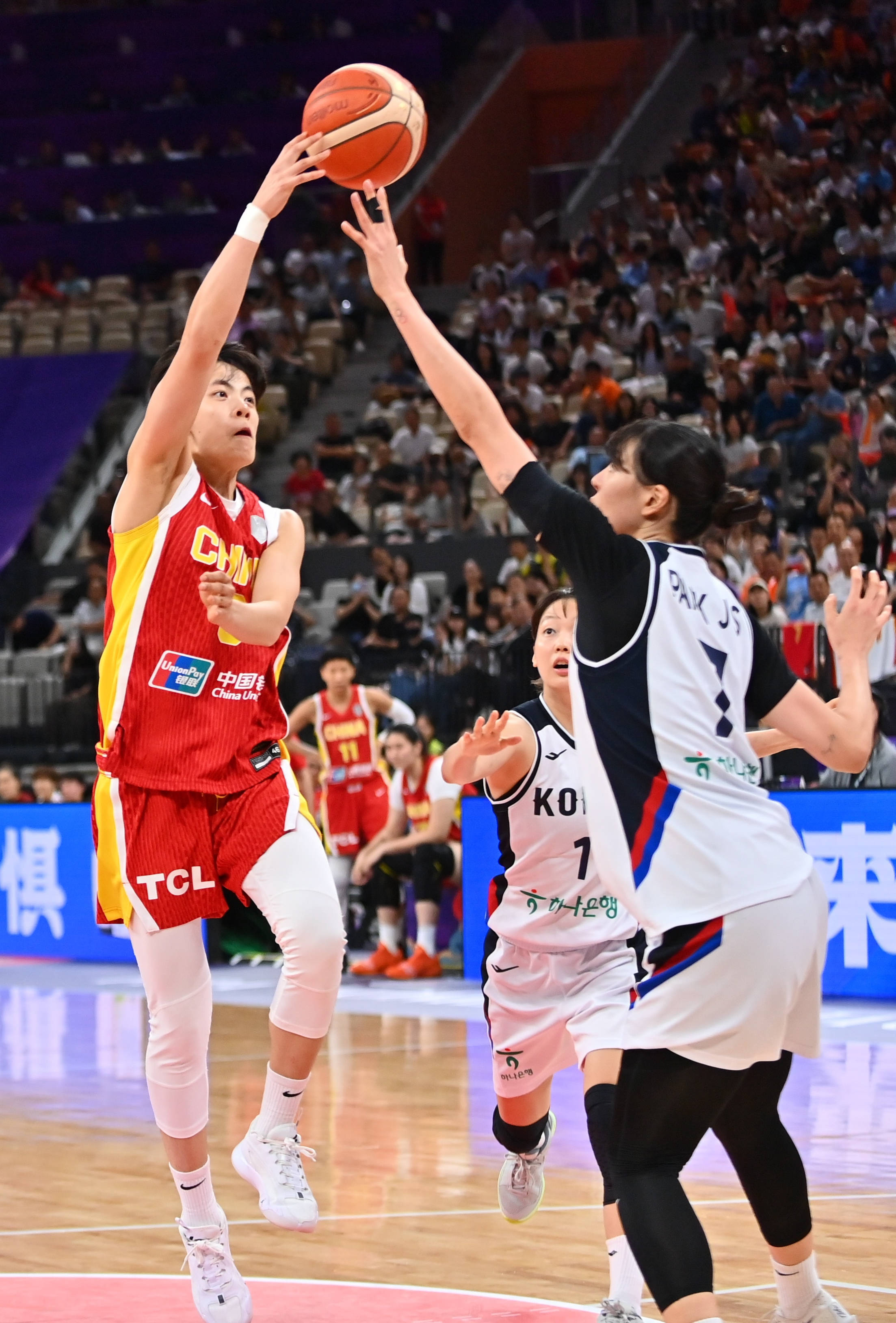 （体育）篮球——女篮亚洲杯：中国队获季军(2)