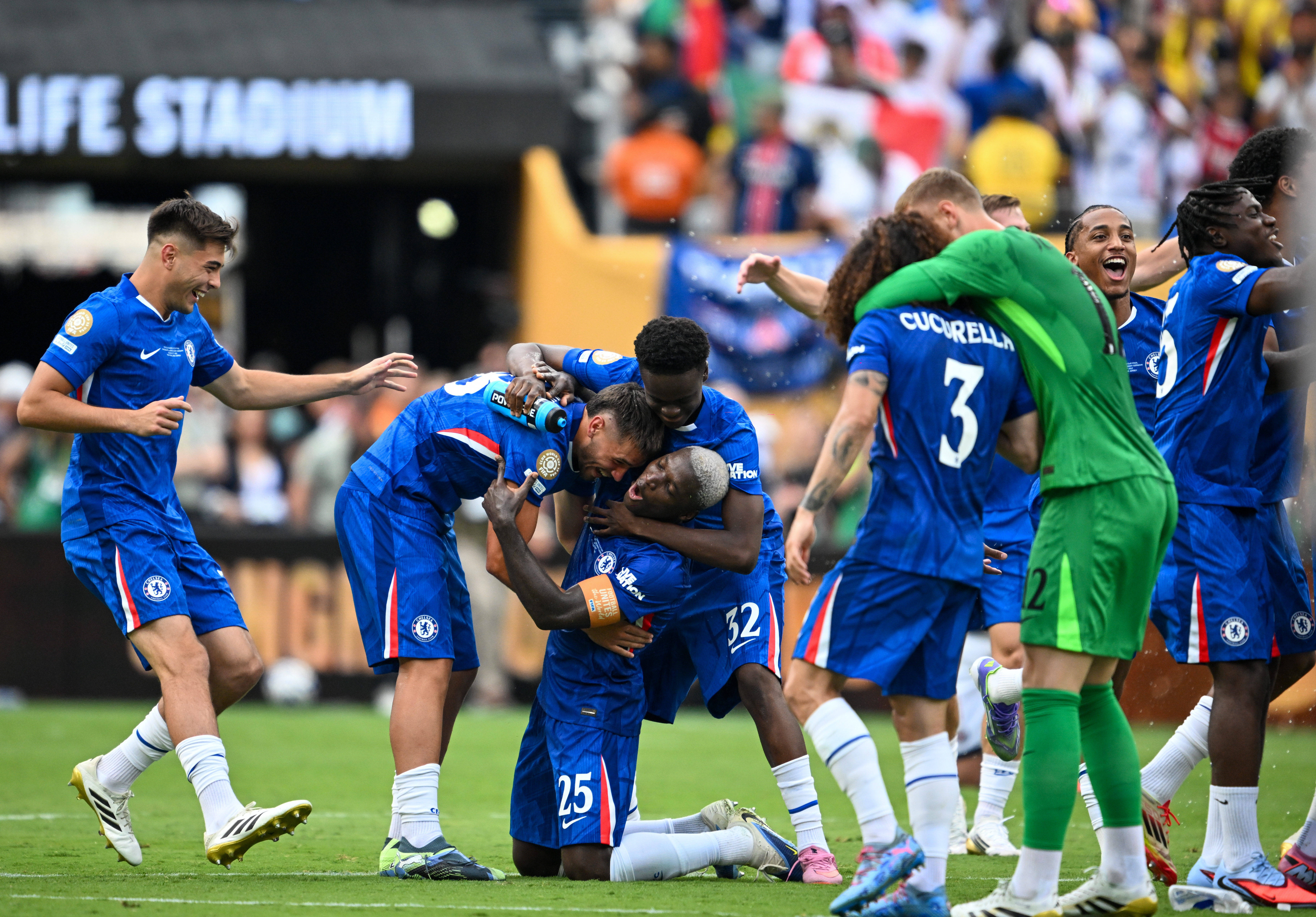 （体育）足球——世俱杯决赛：切尔西胜大巴黎 夺得世俱杯冠军