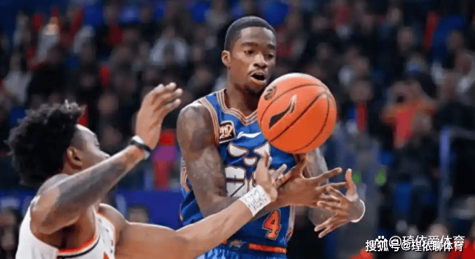 CBA风云：陈国豪转会风云突变，萨姆纳或成辽宁新外援