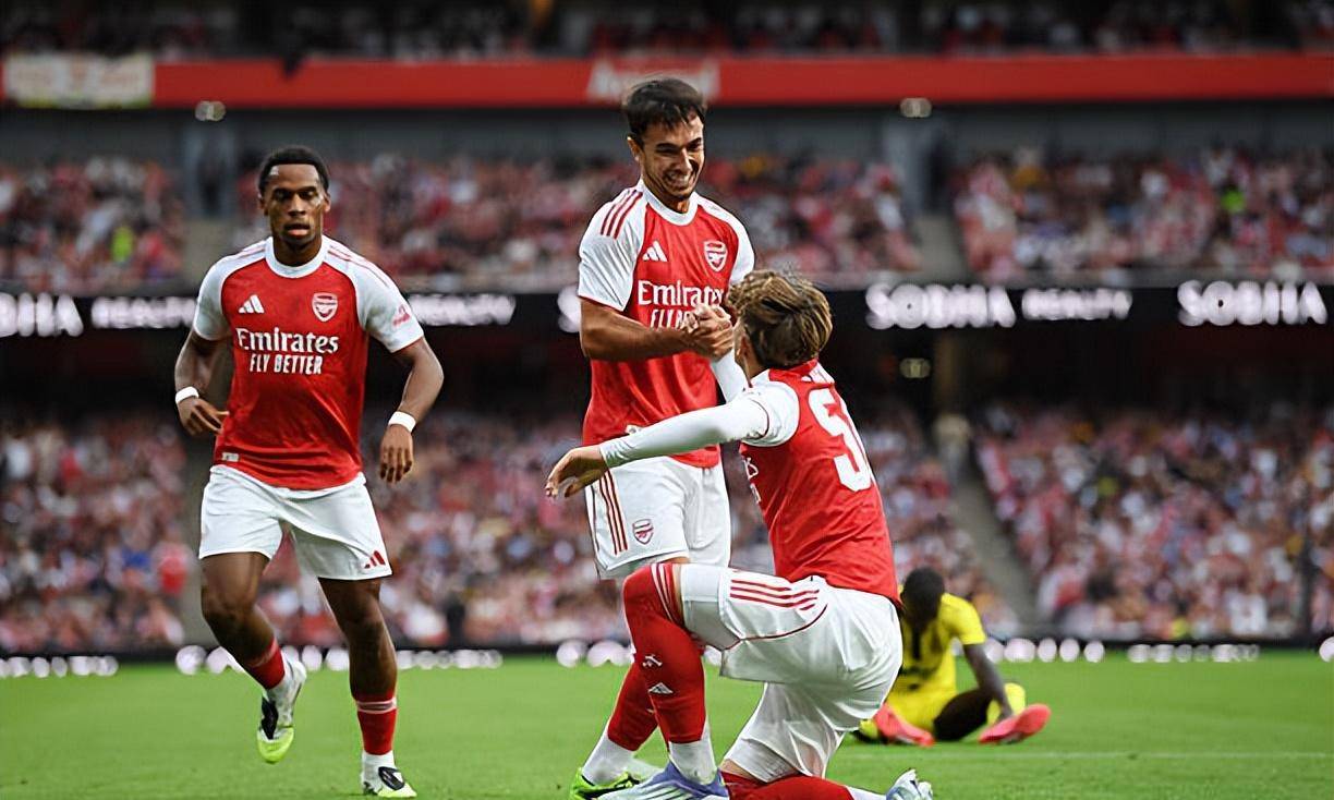 2亿欧引援！阿森纳热身赛2-3输球，新老磨合难题待阿尔特塔解决