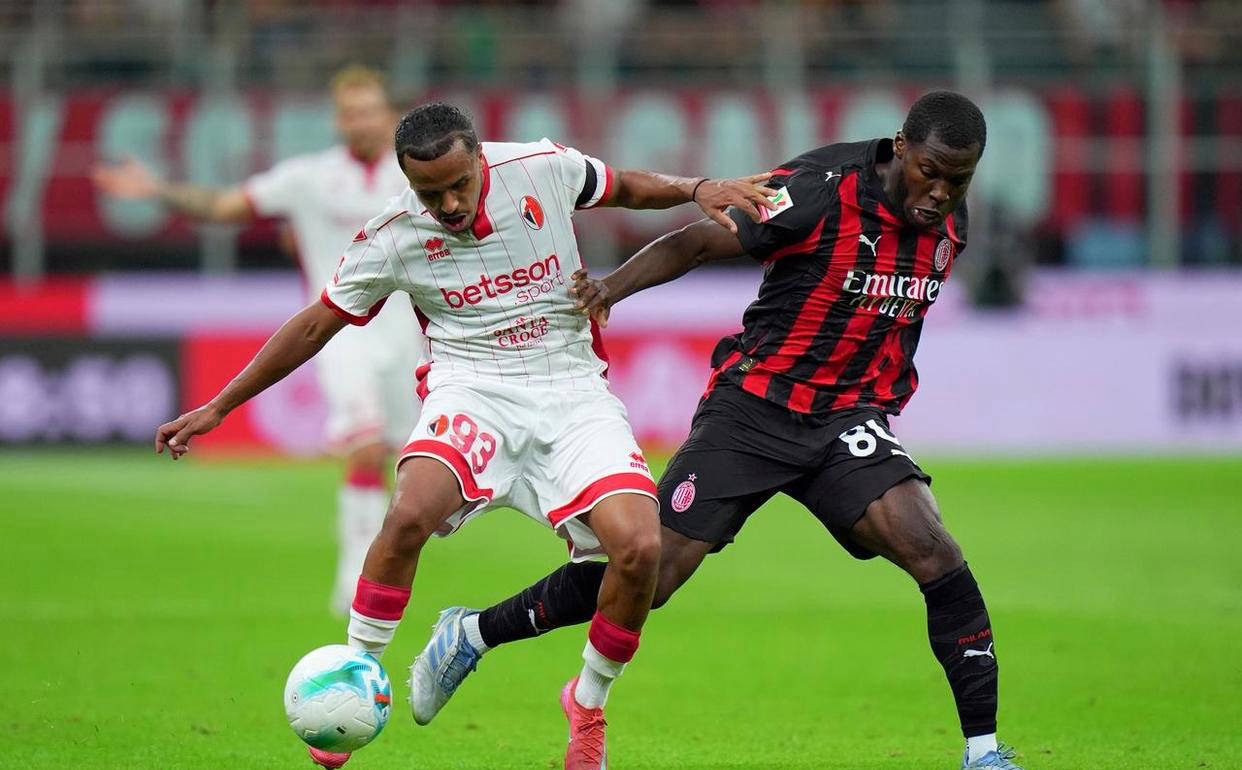 意甲：AC米兰士气昂扬，克雷莫纳能否抗衡压力？AC米兰VS克雷莫纳