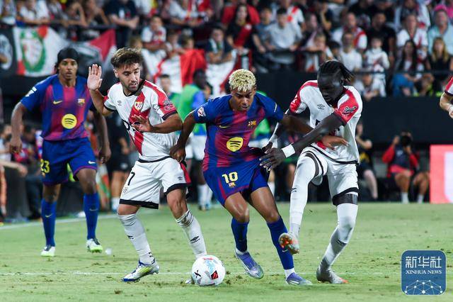 西甲丨巴塞罗那战平巴列卡诺