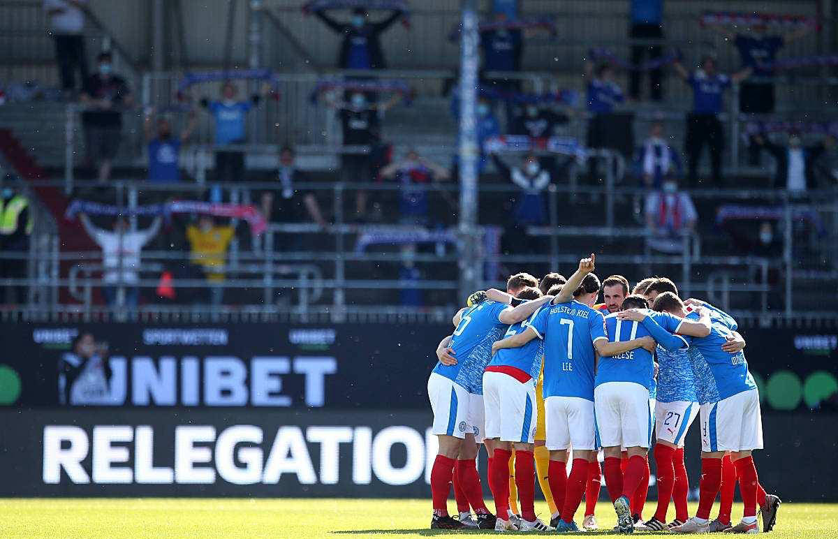 升班马比勒菲尔德力争连胜！降班马荷尔斯泰因基尔面临挑战！