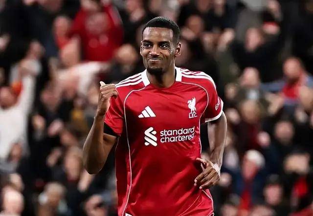 爱游戏体育app-联赛杯-阿森纳VS布莱顿：英超夺冠大热，杯赛呢？